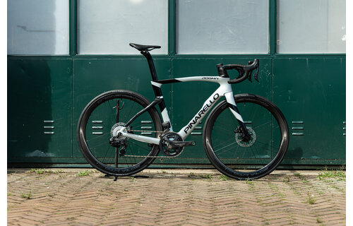 Pinarello Dogma F Speedster Silver Campagnolo Super Record WLS BikeSuperior