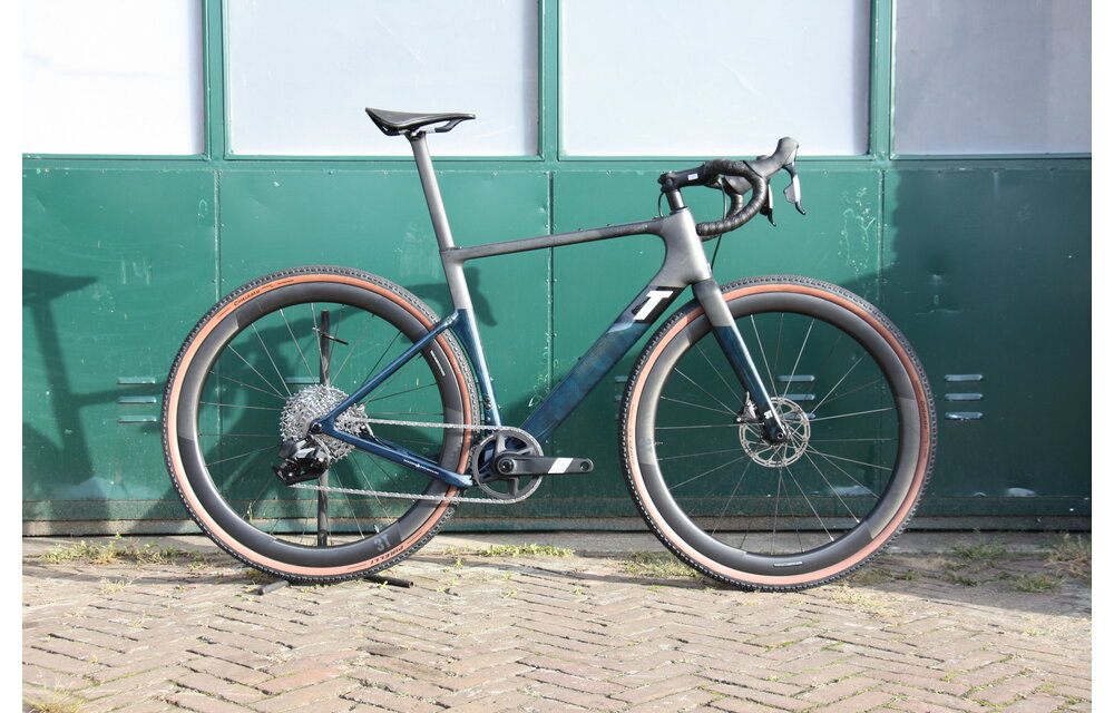 3T Exploro RaceMax Italia APEX AXS XPLR 1x12
