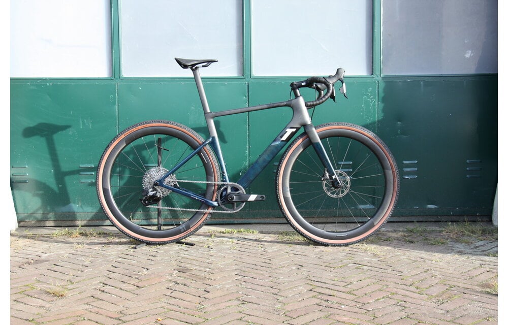 3T Exploro RaceMax Italia APEX AXS XPLR 1x12