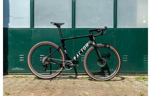 Factor OSTRO GRAVEL SRAM Rival AXS E1 XPLR