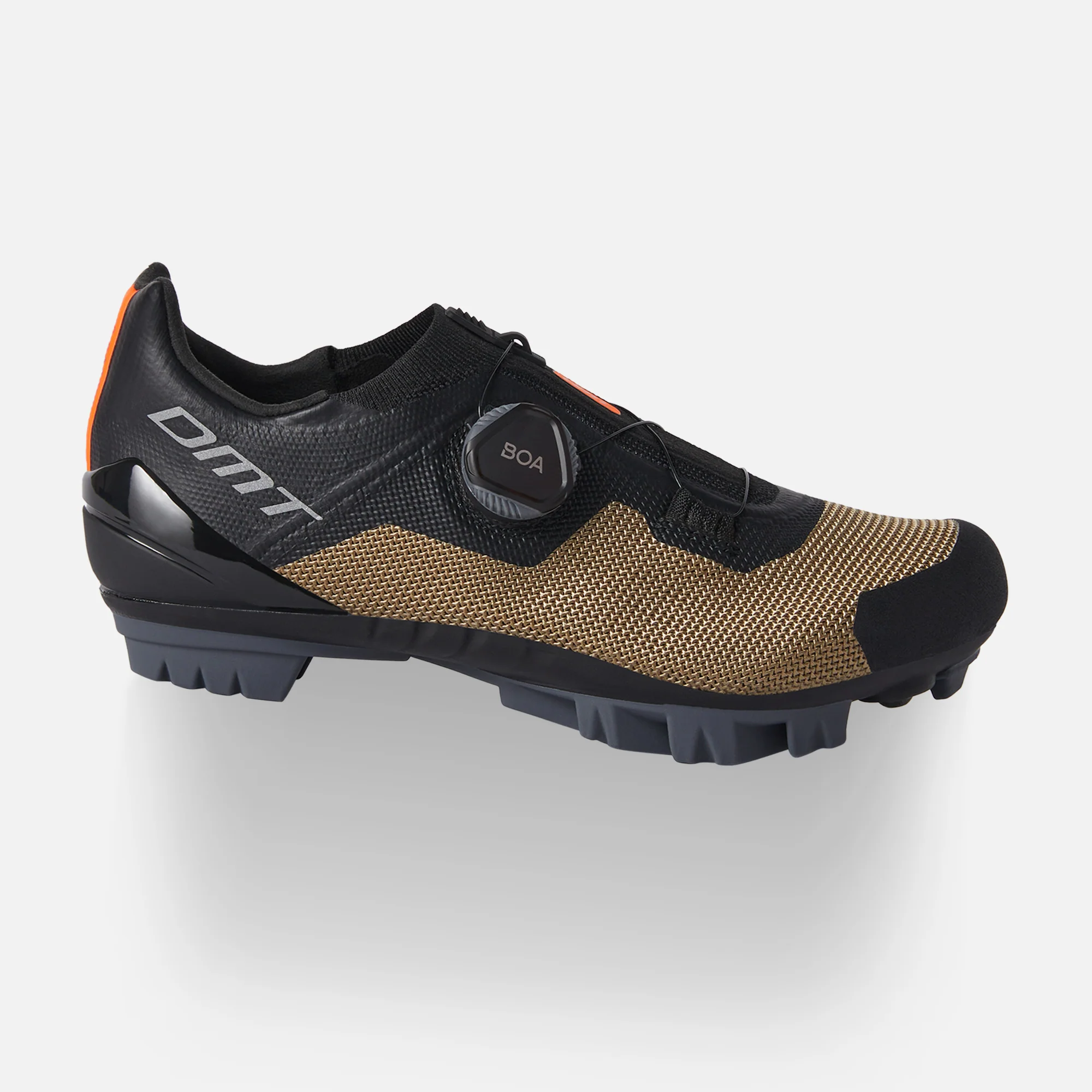 DMT KM4 all-around trail shoe