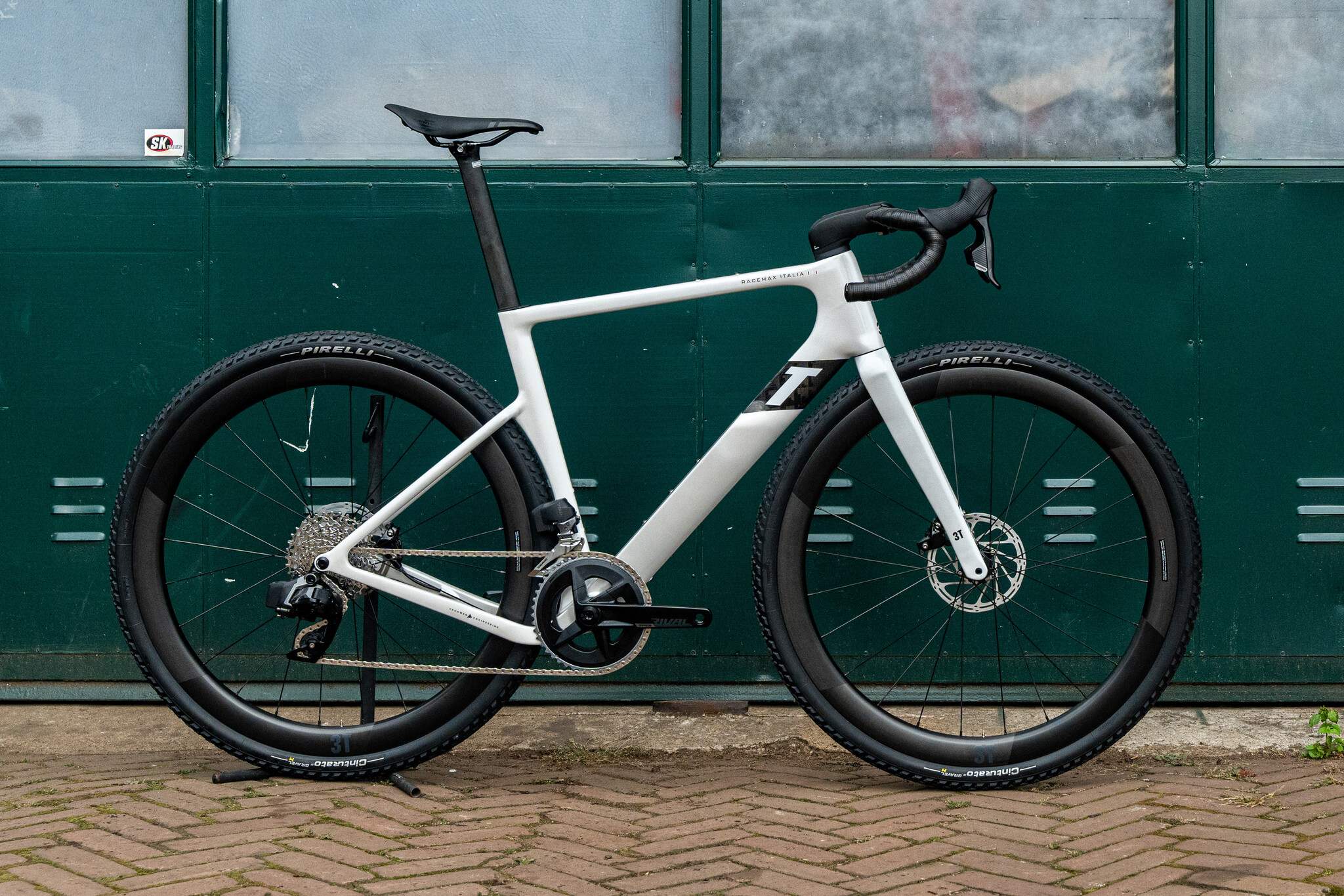 3T RACEMAX ITALIA RIVAL E1 1x13 XPLR