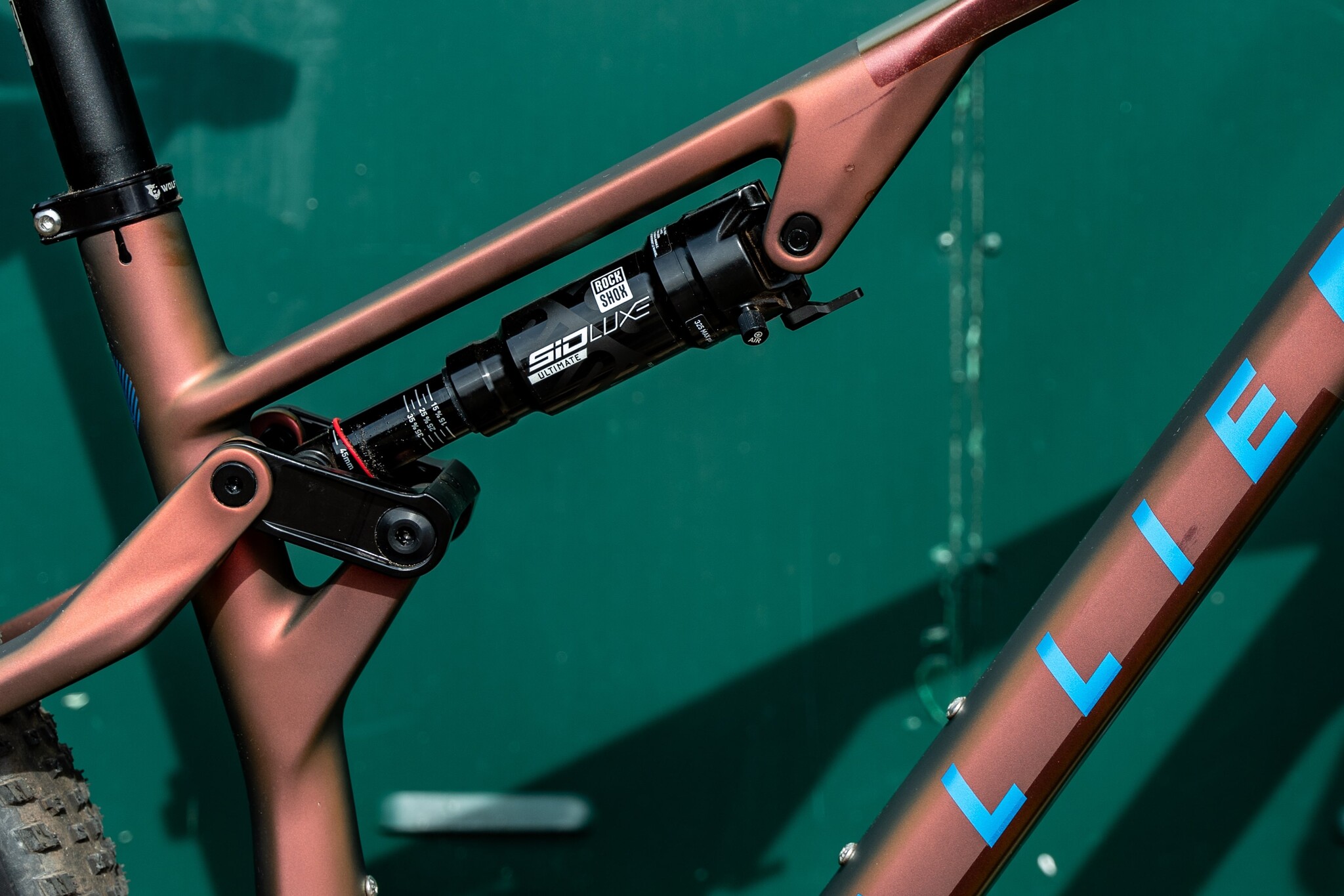 Allied BC40 Sram XX SL Eagle Transmission Full Suspension Mountainbike