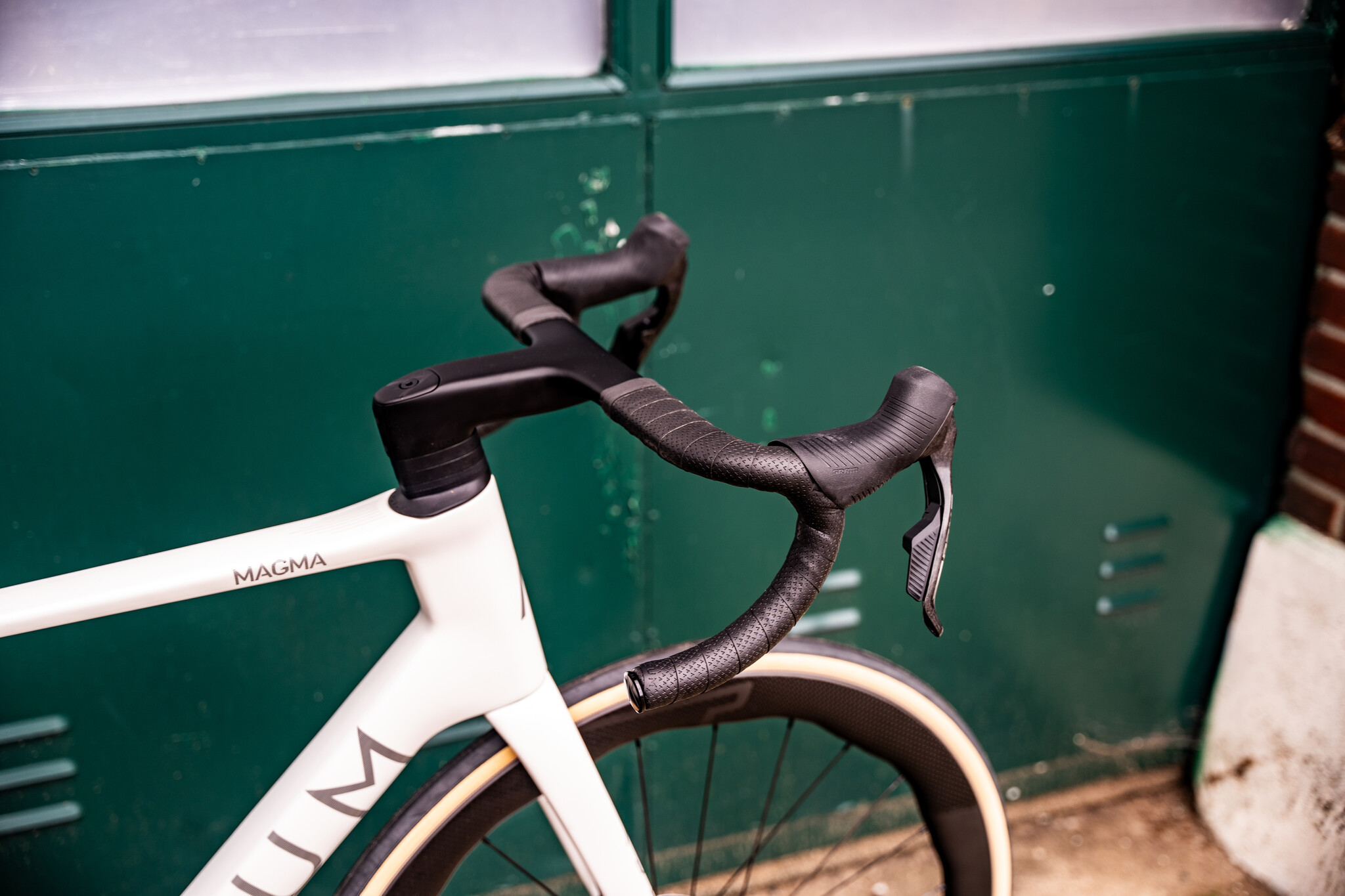 Aurum Magma Komplettbike