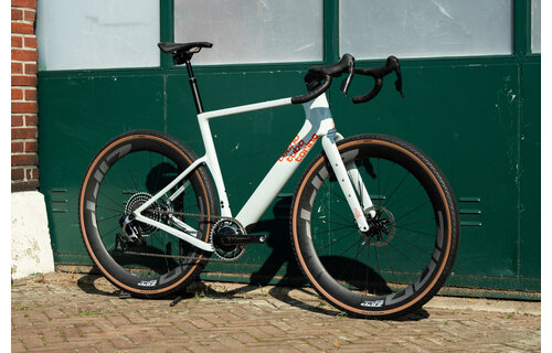 3T Extrema 1961 Menta/Corallo Sram RED AXS XPLR 1x13 | BikeSuperior