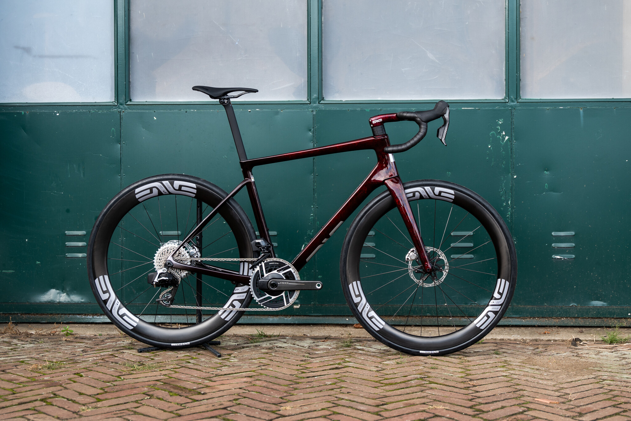 ENVE Melee Red LTD - Sram Red E1 AXS 2x12 | BikeSuperior