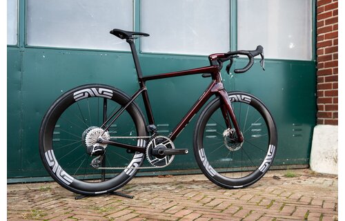 ENVE Melee Red LTD  - Sram Red E1 AXS 2x12