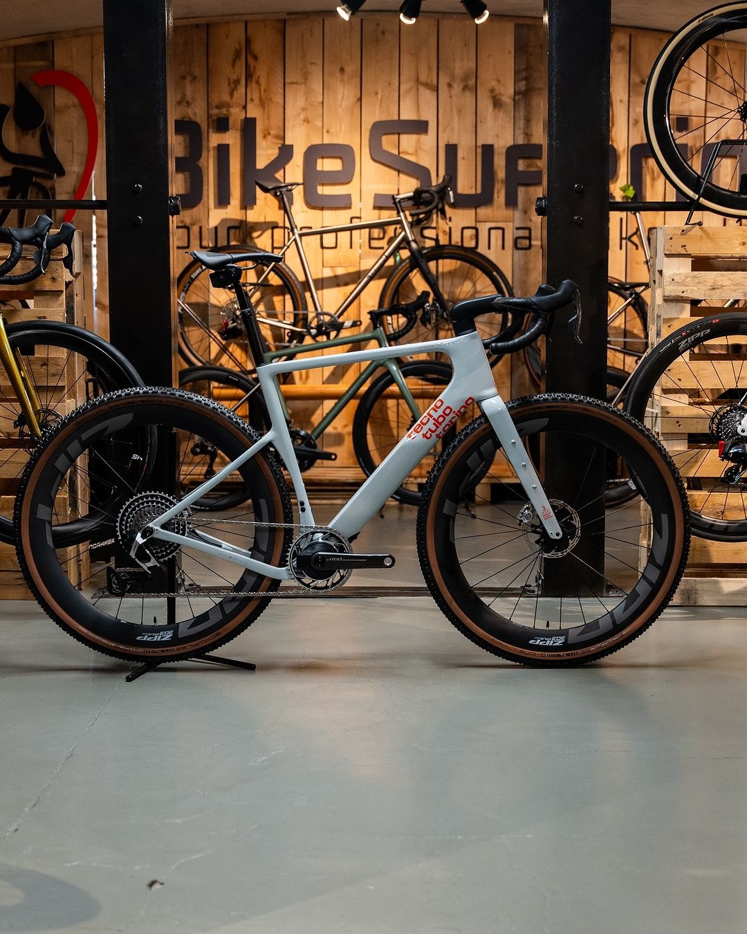 3T Extrema Italia Sram Red XPLR AXS 1X13