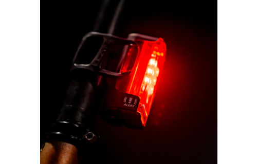 Lezyne Strip Drive Pro Alert 400+ Rücklicht