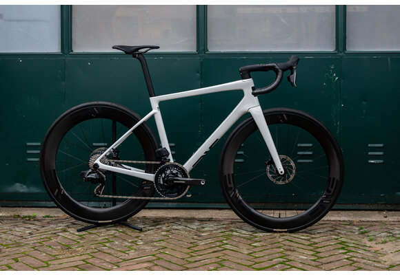 ENVE Melee Gloss White - Sram Force AXS D2 2x12