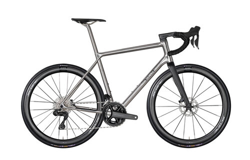 J.Guillem Formentor - Disc Ultegra Di2 2x12 | BikeSuperior J.Guillem Formentor - Disc Ultegra Di2 2x12 | BikeSuperior