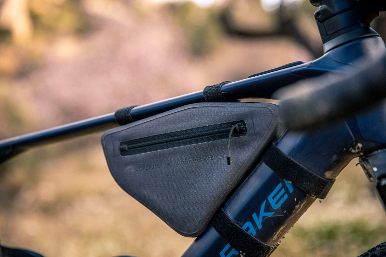 Apidura X Mondraker Dusty Framepack