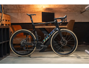 Factor OSTRO VAM Sram Force AXS 2x12