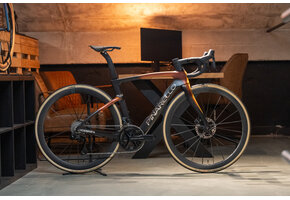 Pinarello Dogma F Shimano Dura-Ace Di2 12s