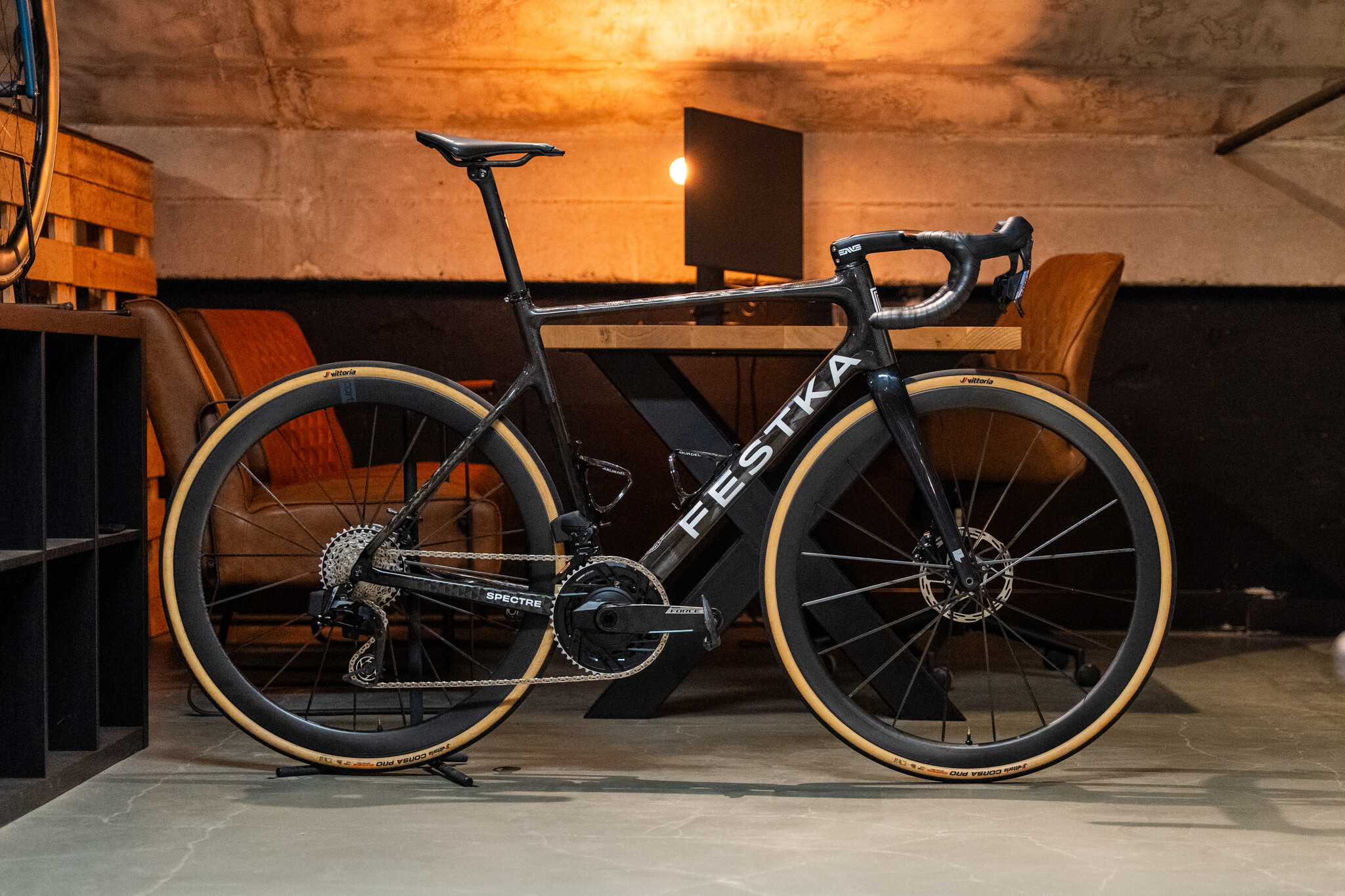 Festka Spectre Sram Force E1 AXS 2x12