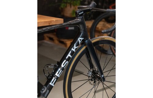 Festka Spectre Complete Bike