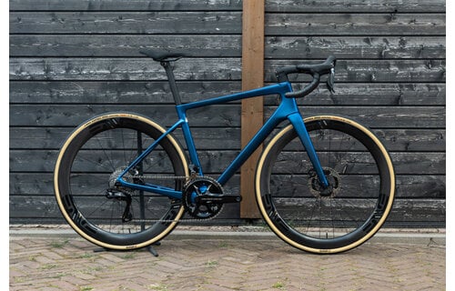 ENVE Melee Aegean Blue Shimano Dura-Ace 2x12