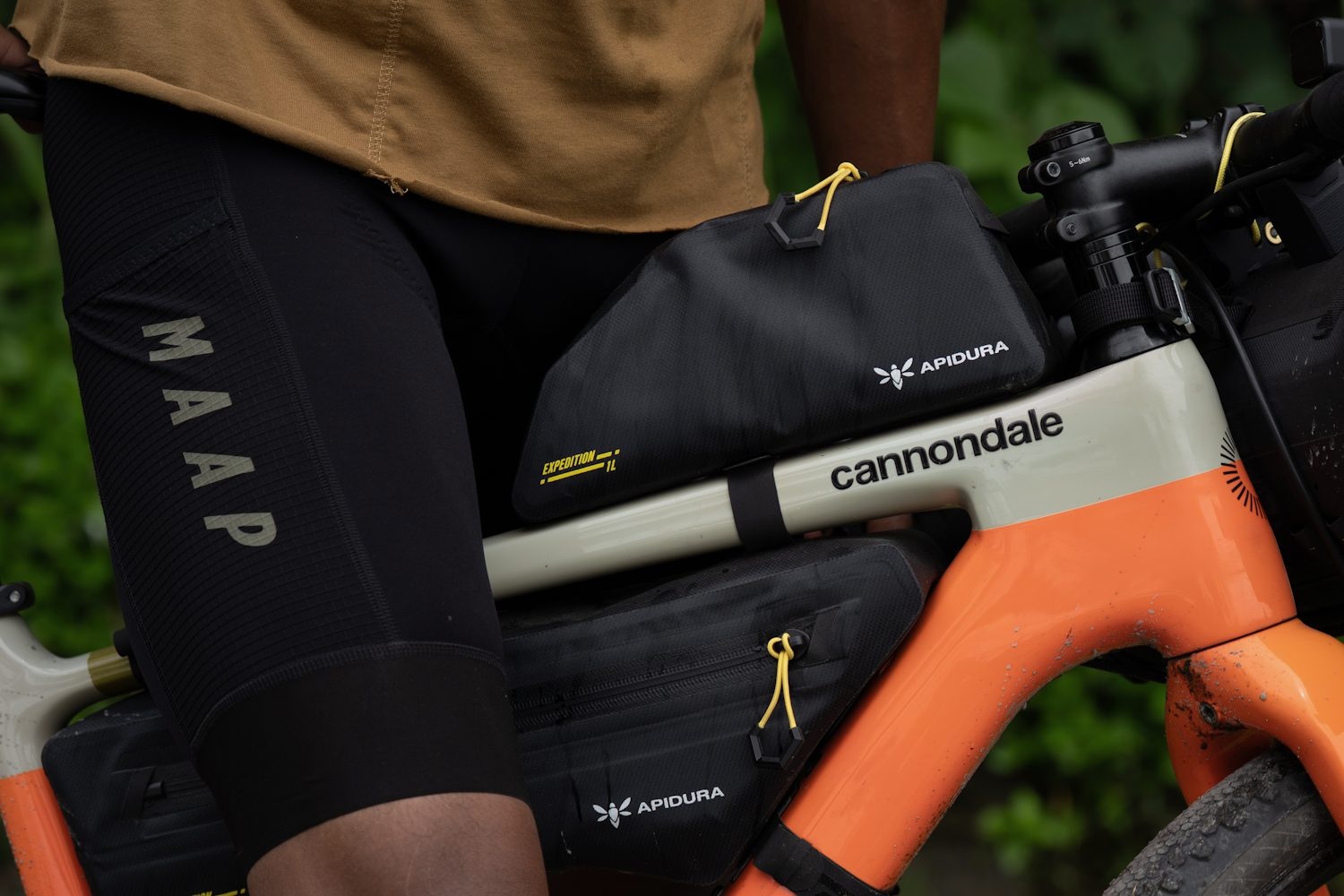 Apidura Expedition Bolt-on Top Tube Pack