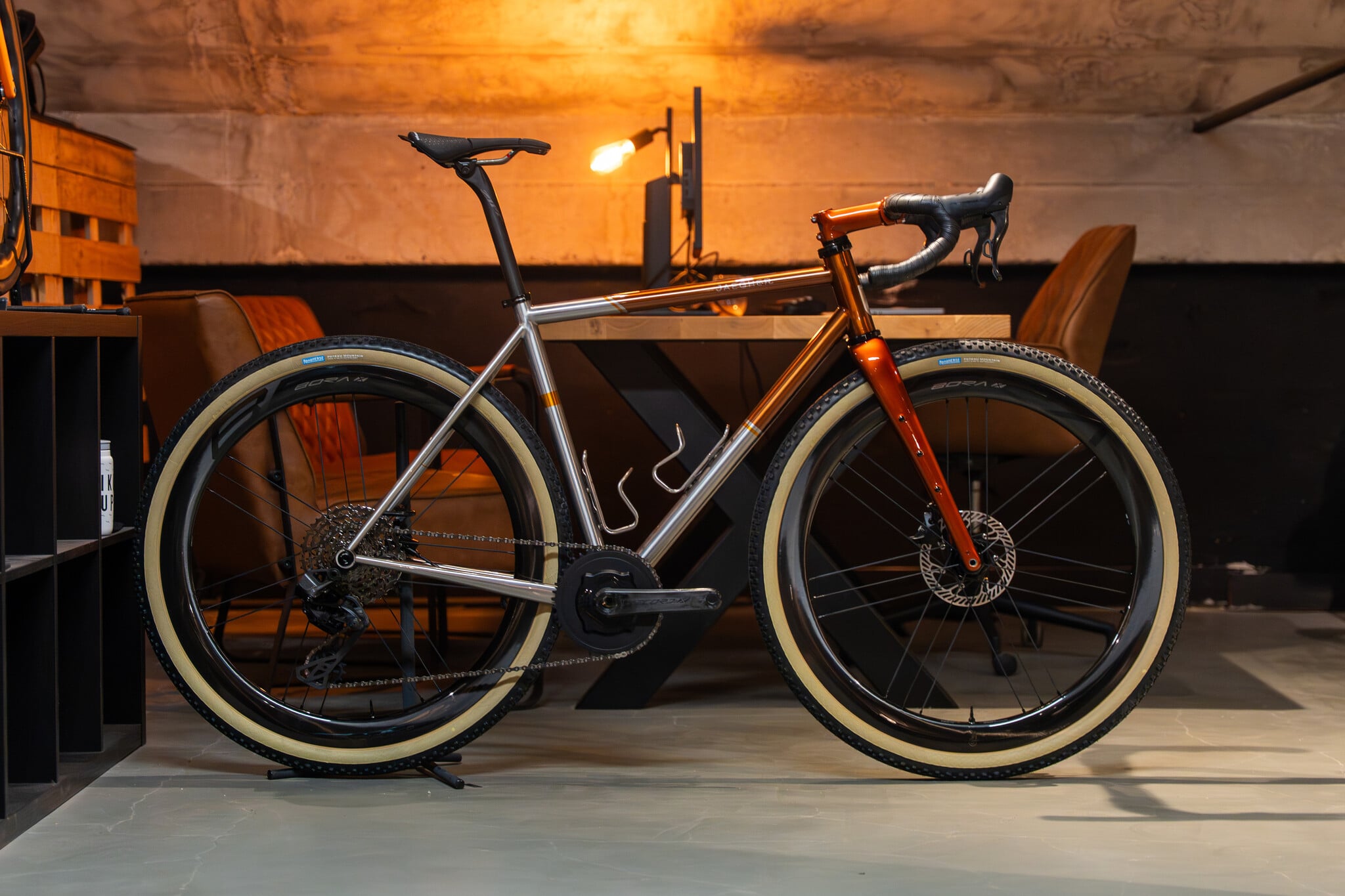 Jaegher racefiets, roestvast staal, handgebouwd in Gent