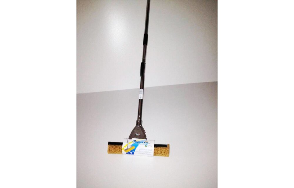 Vloermop met uitwringbare spons