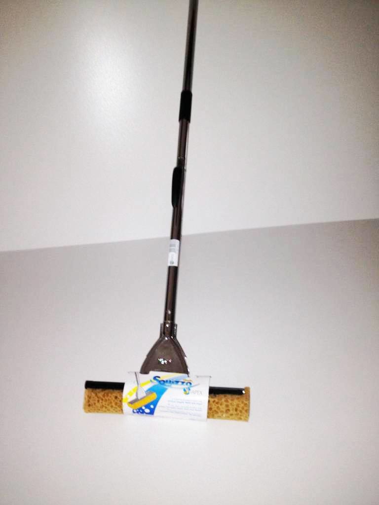 Vloermop met uitwringbare spons