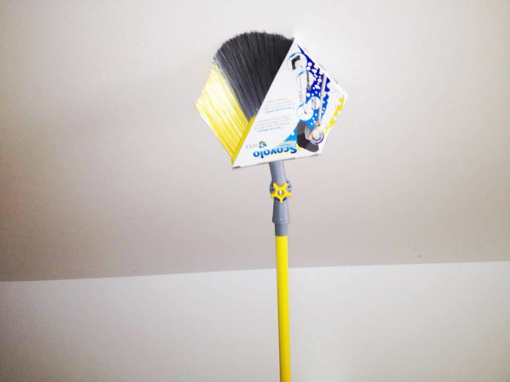 Spinnenborstel met telescoopsteel en Kniegewricht