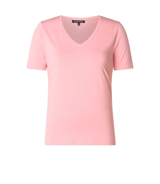 Base Level T-shirt Yanic