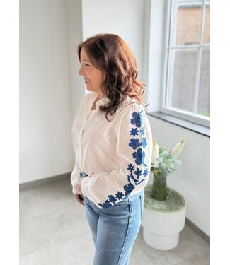 Blouse White Blue Flower Broderie
