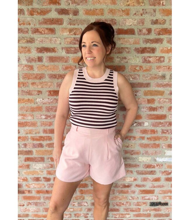 Short Amalia