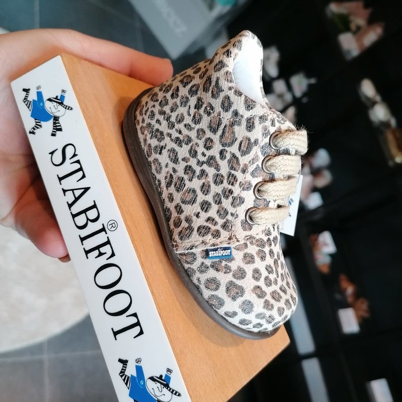 Leopard eerste stapper