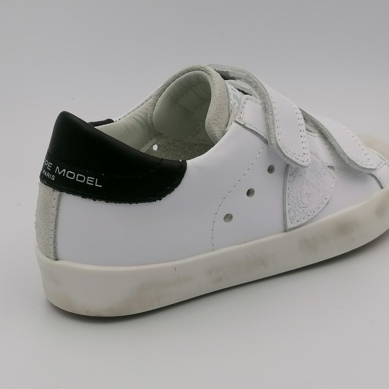 Sneaker zwart plakkers