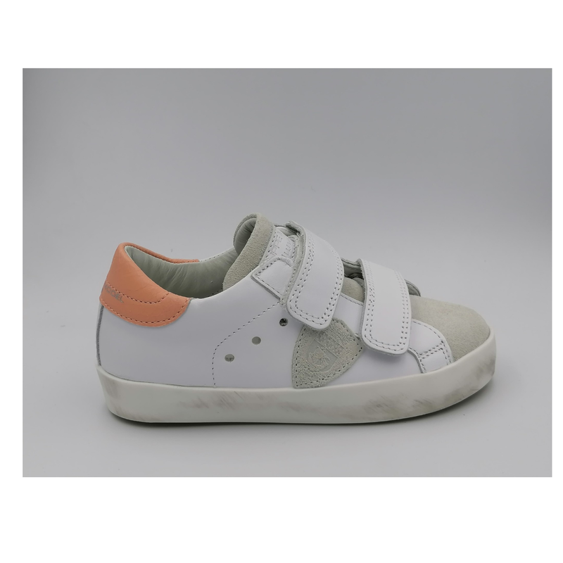 Sneaker met plakkers zalm