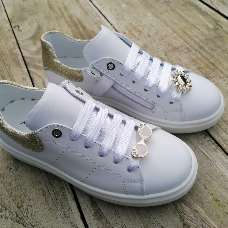 Veterschoen wit met gouden items