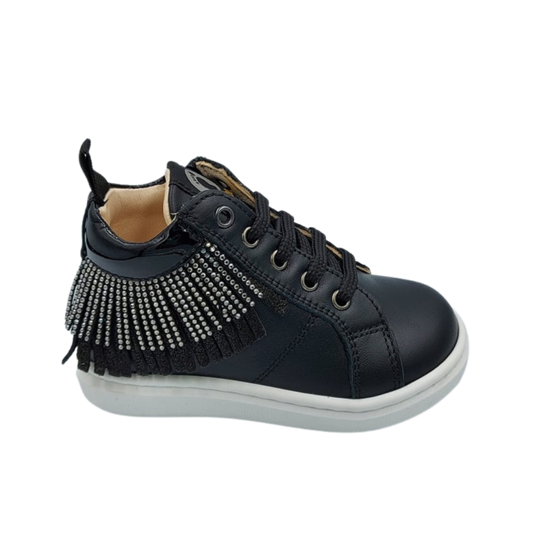 Sneaker black lace - up
