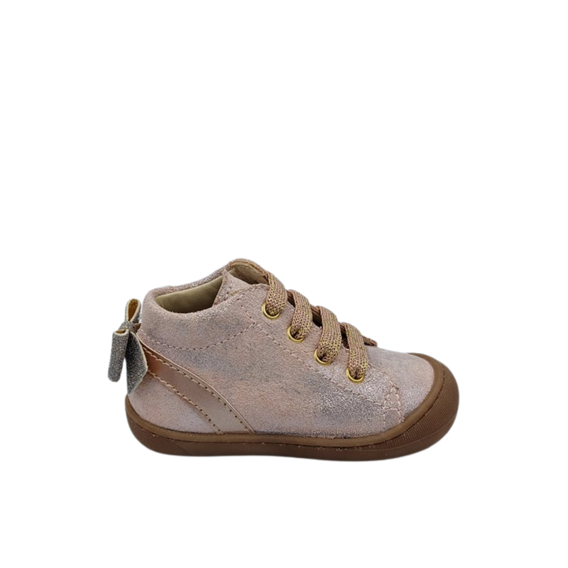 Eerste stapper new fix nude met strik
