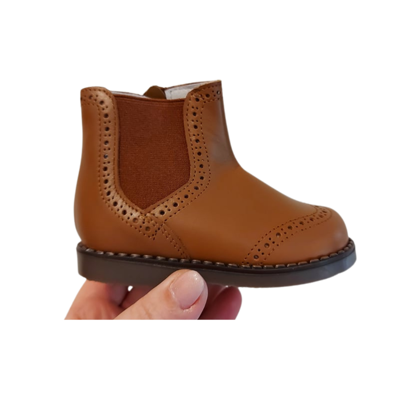 Chelsea boots cognac