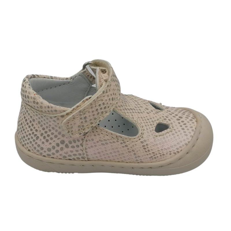 Eerste stapjes croco rubber neus