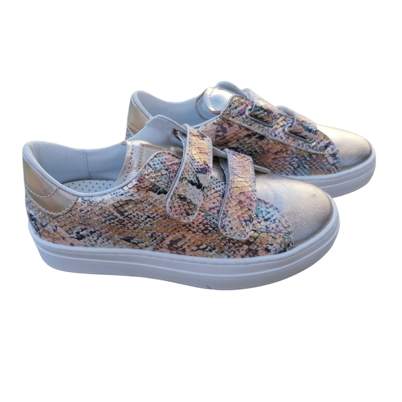 Sneaker met plakkers champagnekleur
