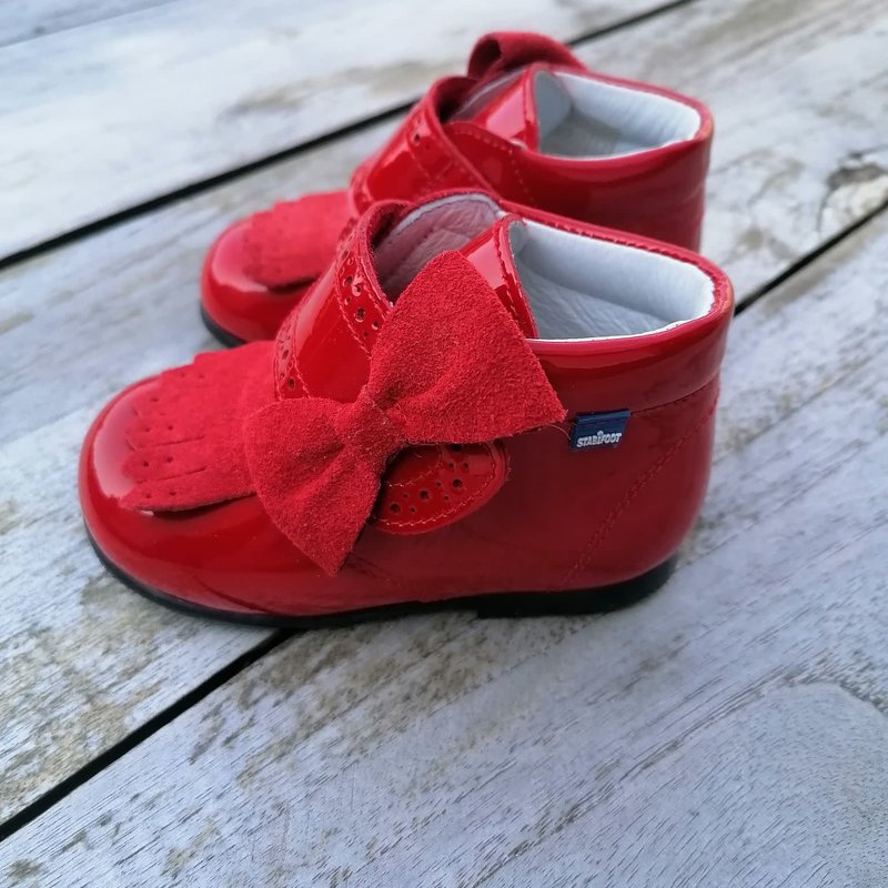 Triny red lak rood