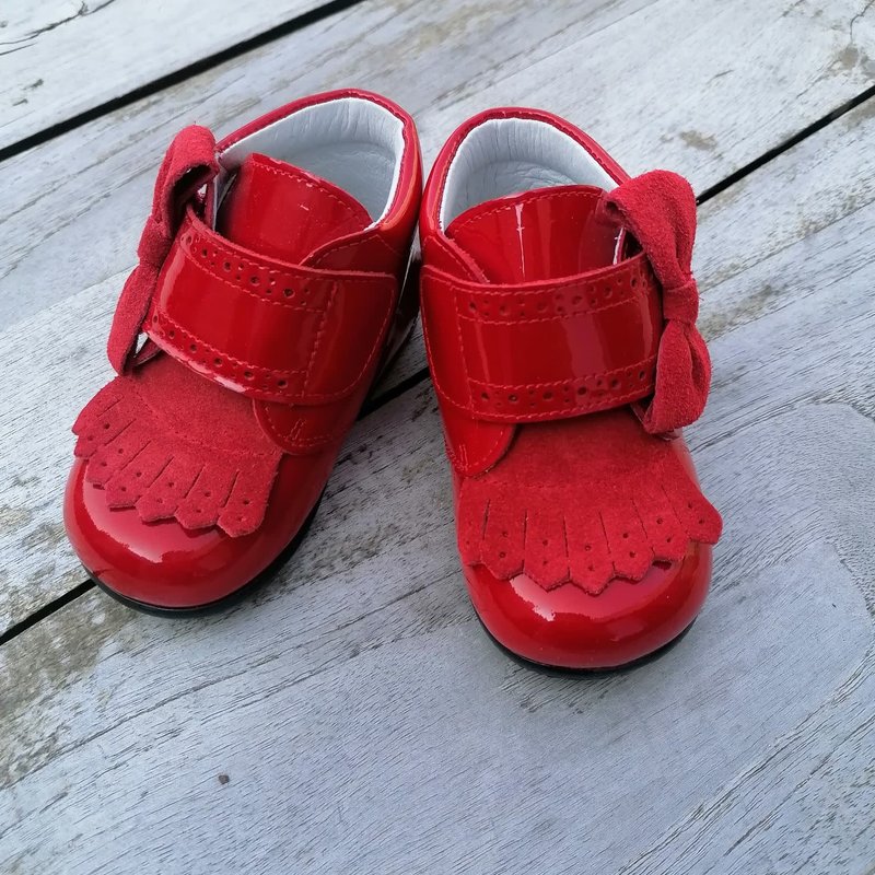 Triny red lak rood