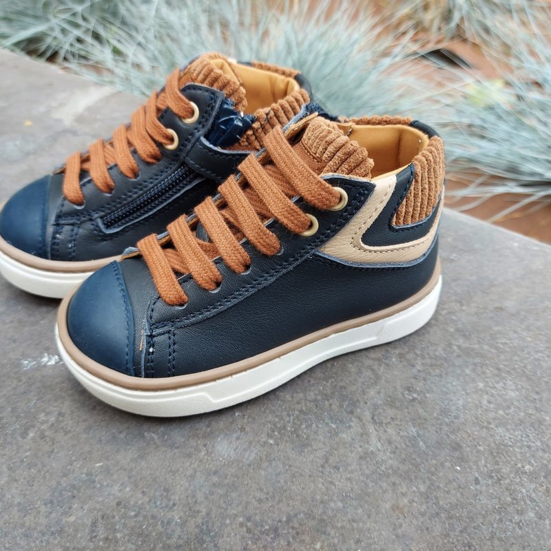 Cherie gomma blue lucy