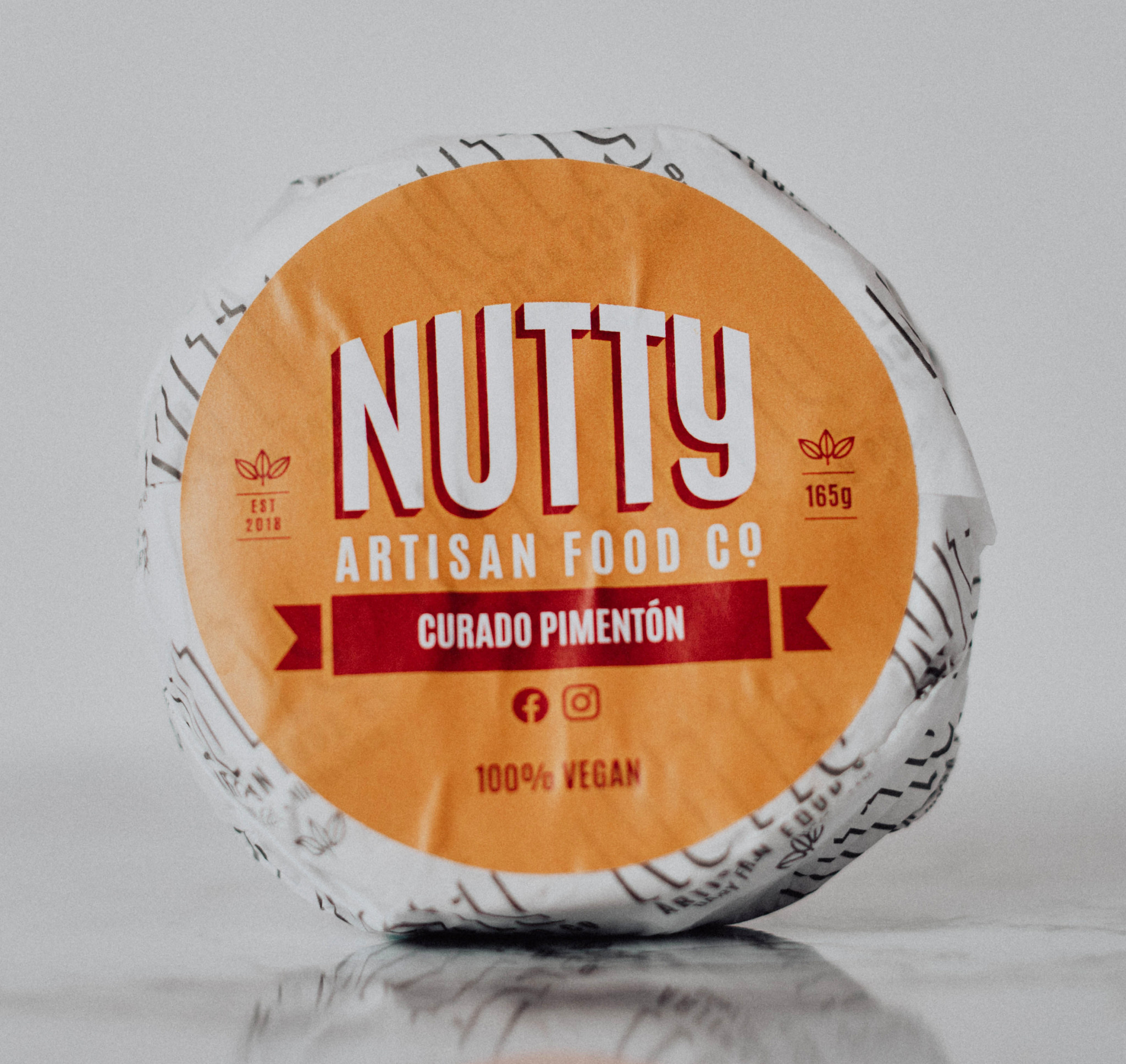 NUTTY [V] Vegan Cheese - Semi-Cured with Paprika T.H.T 02.02.2024