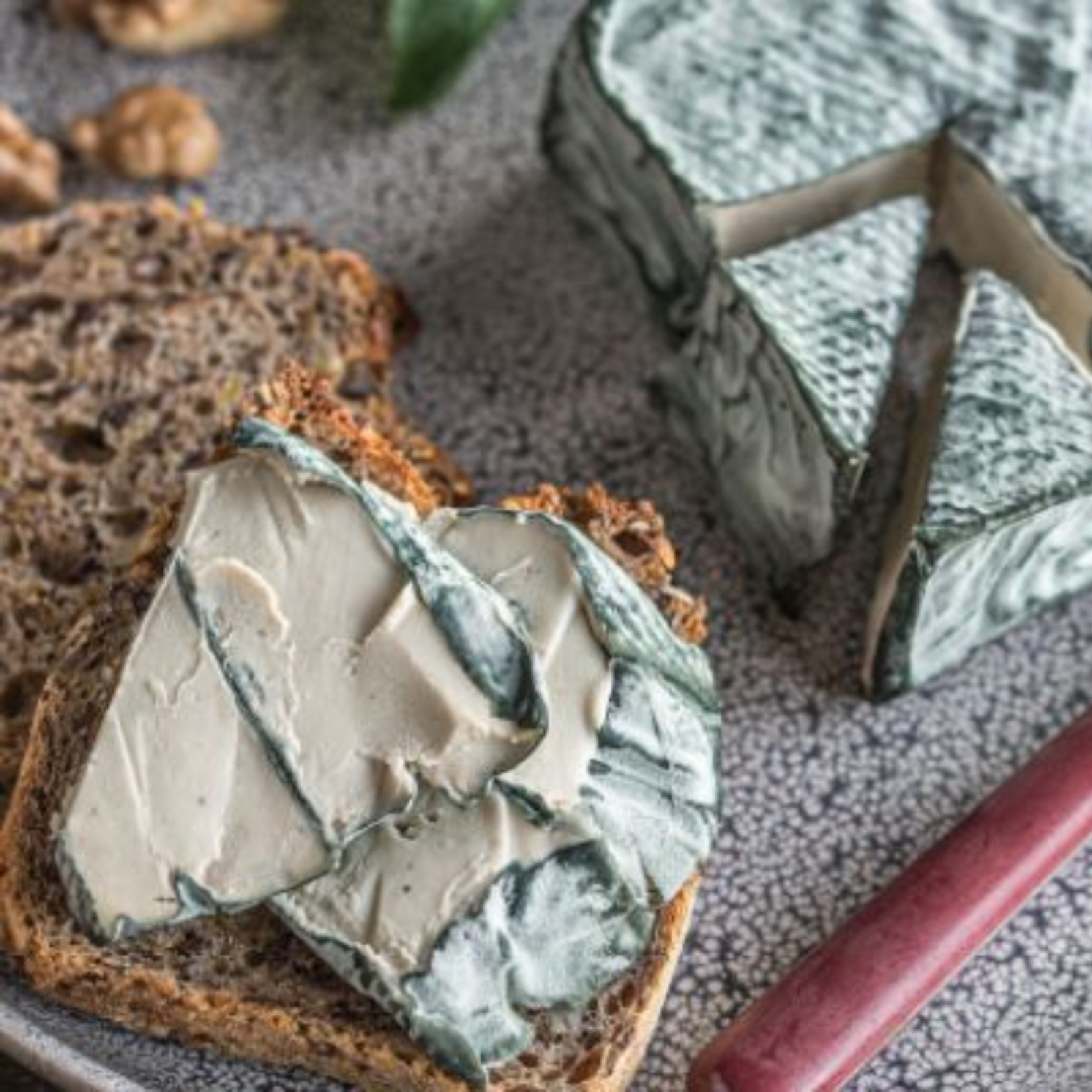 TY'K TY'K (Bio) Vegan Pebeyec Milde blauwe/geitenkaas (90g)