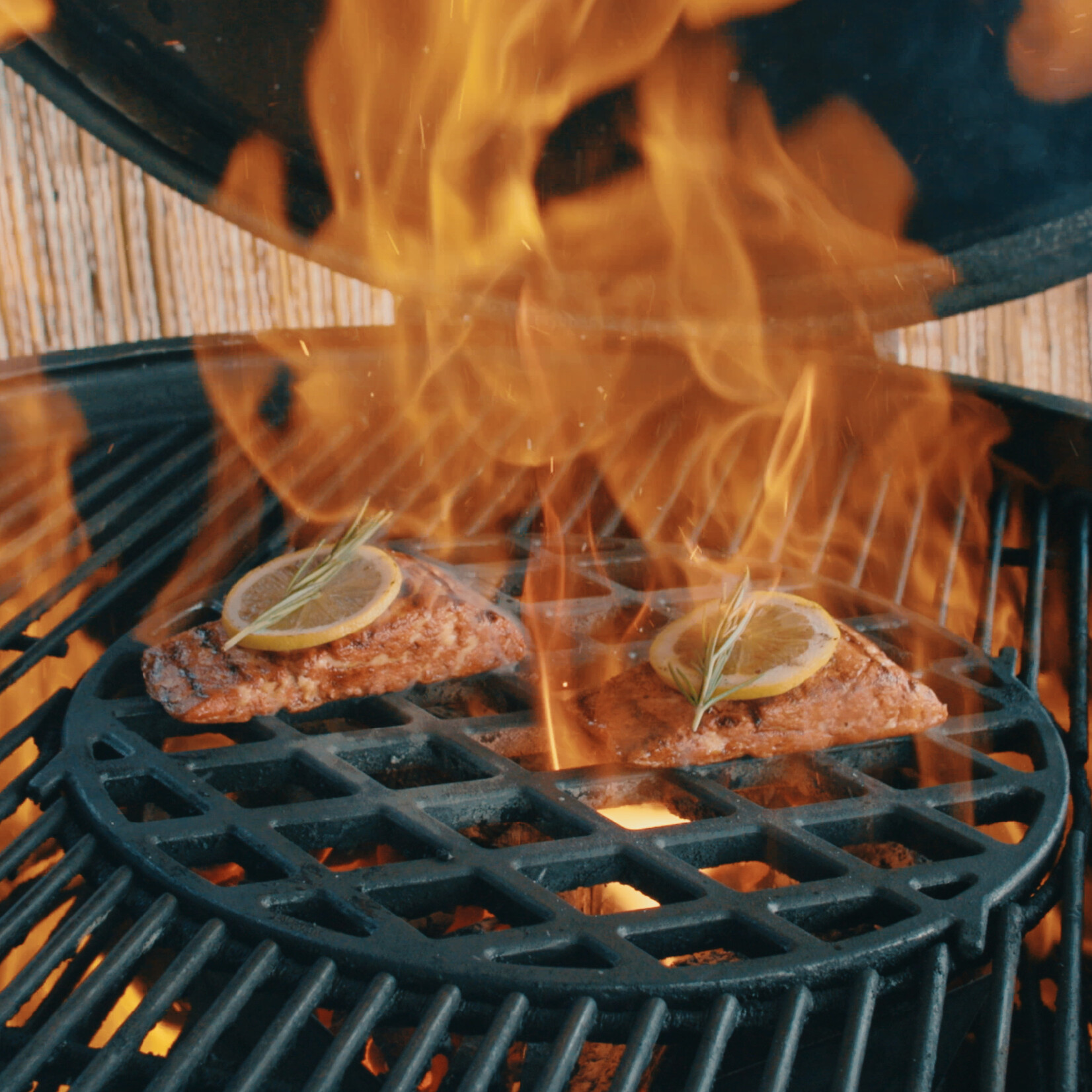 Revo Foods [V]  THE FILET -  Vegan Salmon BBQ Style