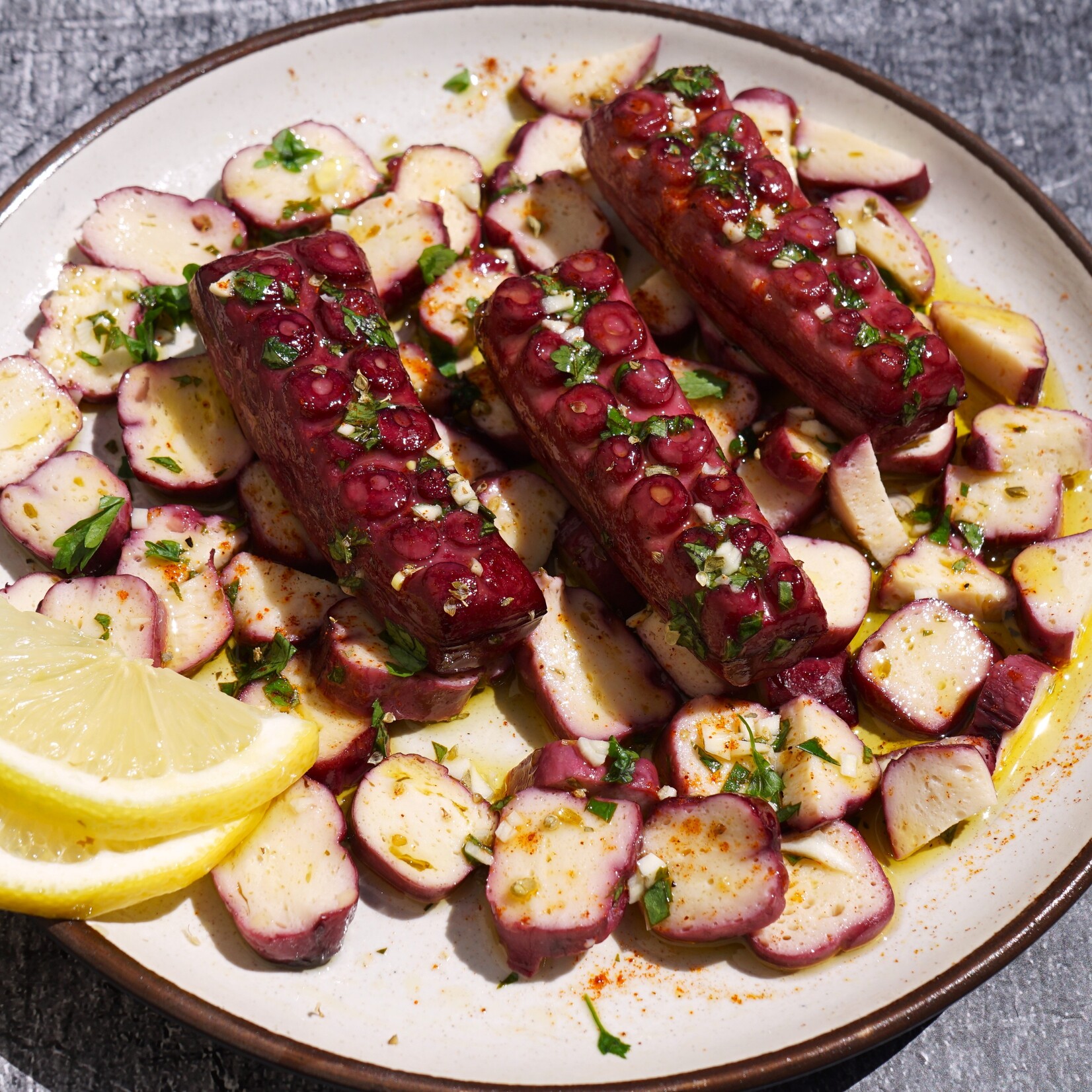 Revo Foods [V]  THE KRAKEN – Vegan Octopus