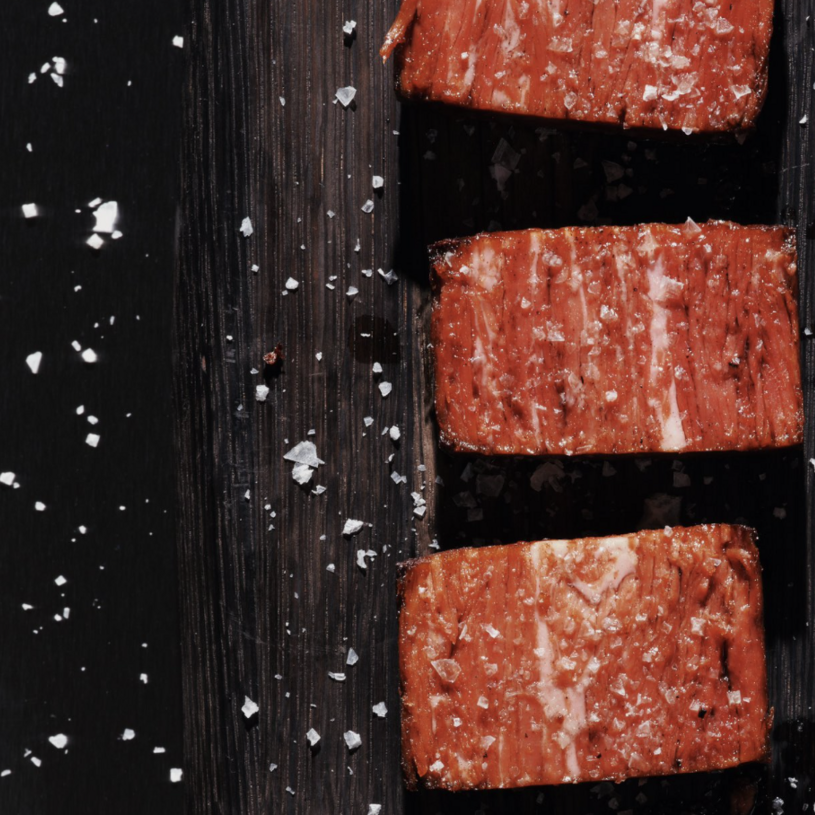 JUICY MARBLES [V] 2x Thick-Cut Fillet (Plant-Based Steak)