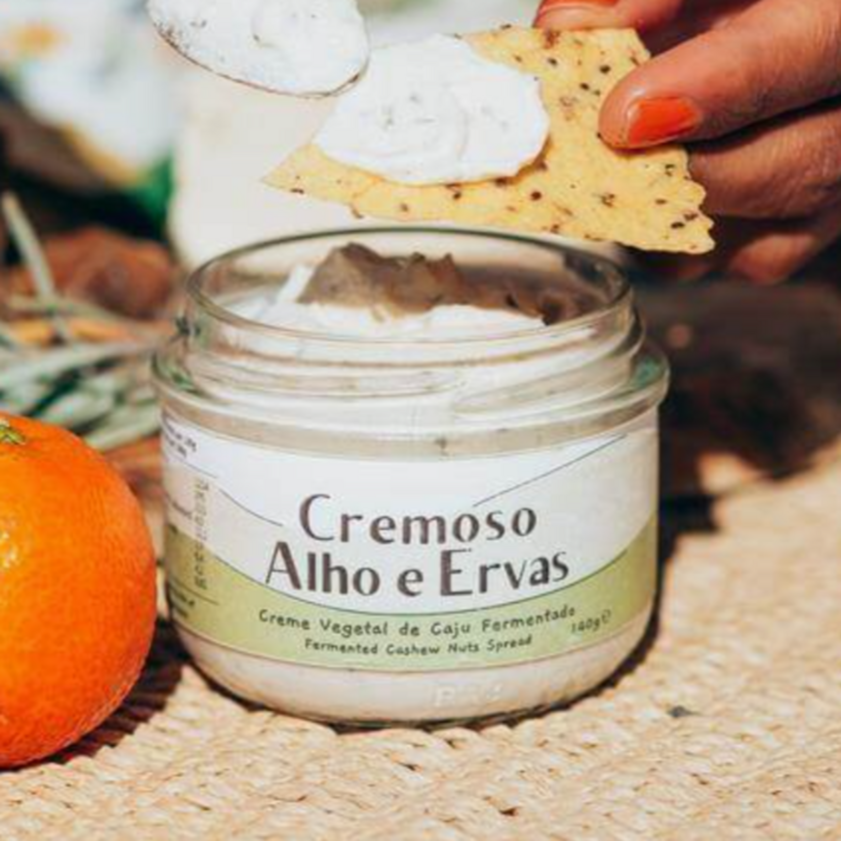MUKA [V] Creamy Garlic and Herbs BIO -Cashew Based Vegan Cream Cheese