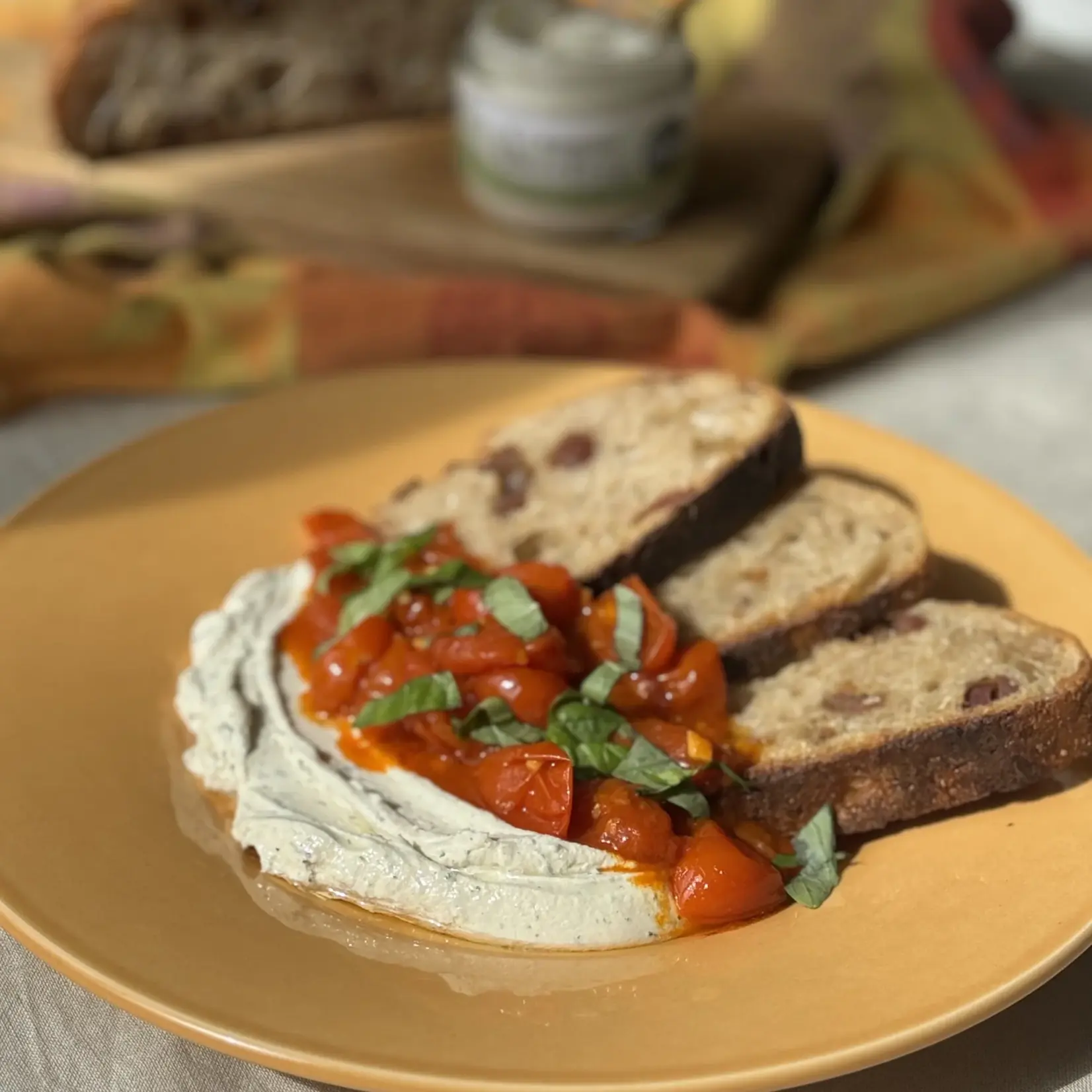 MUKA MUKA Bio Vegan Garlic & Herbs Cream Cheese