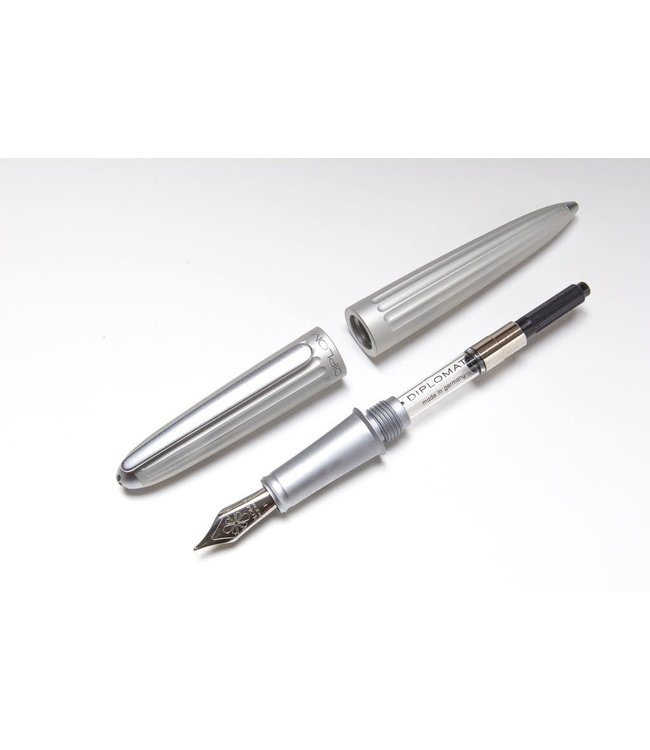 Diplomat Aero Matt Silver FP