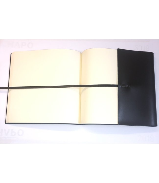 Pinetti Gastenboek smooth leather (21 x 21 cm)